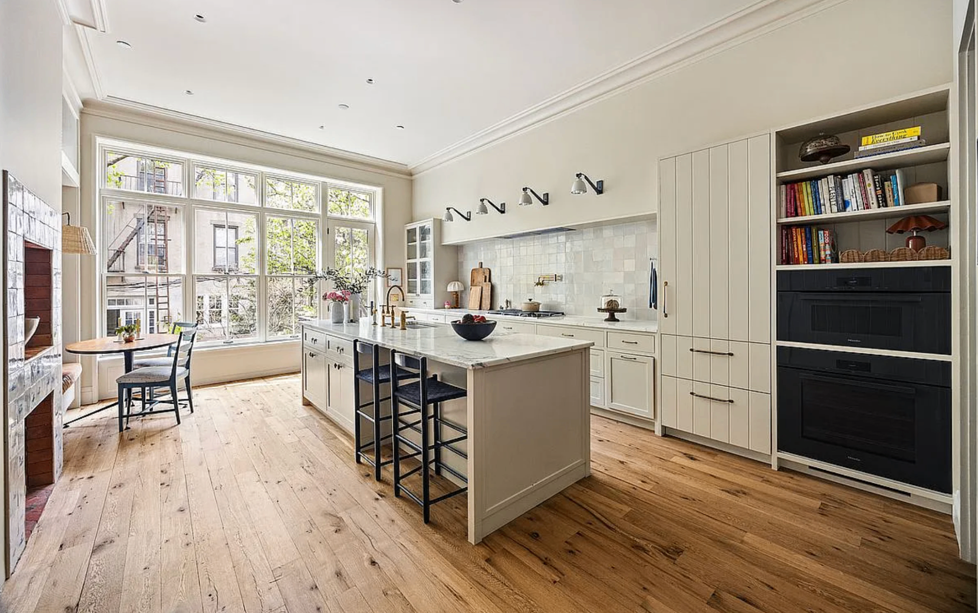 Brooklyn Heights brownstone kitchen renovation in Brooklyn NYC by Maison Prestige